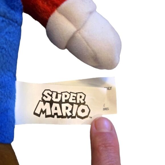 EC NINTENDO SUPER MARIO BROS. MARIO PLUSH 2021 - Picture 3 of 4